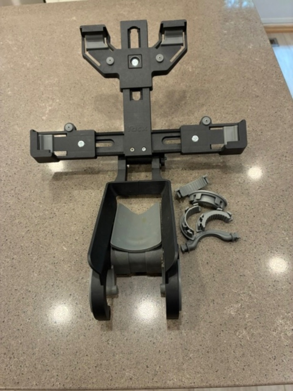 Tacx Bike Handlebar Bracket for Tablets